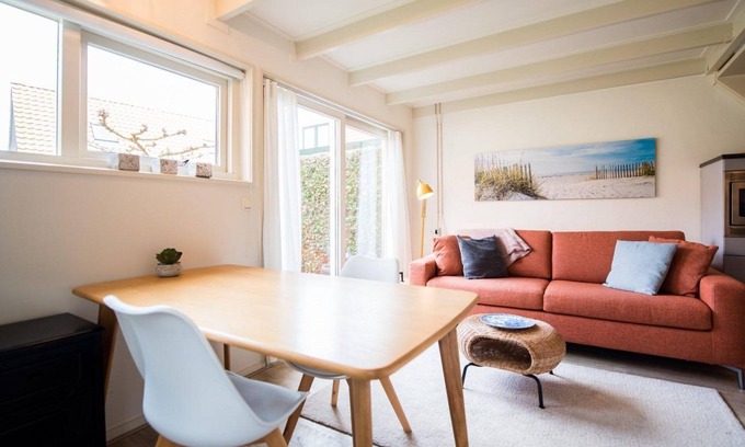Ameland Apartment | Friese Antillen is a courtyard of 8 homes near of the beach and village Hollum.