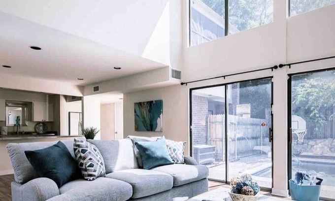 Crestline Area House | ♕FT Worth♕| Luxury Private Pool | Alexa | Fast WiFi