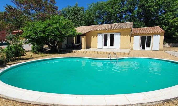 Saint-Paul-en-Foret House | Fully equipped single-storey villa with 3 bedrooms and private pool