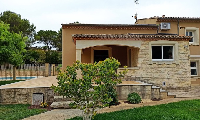 Bellegarde House | Fully-equipped house with swimming pool at the gateway to the garrigue, sleeps up to 6