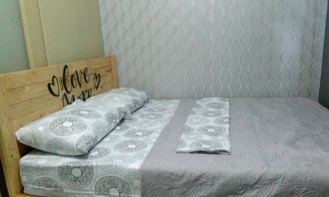 Sampaloc Condo | Fully Furnished Condo Across SM Mall with Unli WIFI and QUEEN BED size