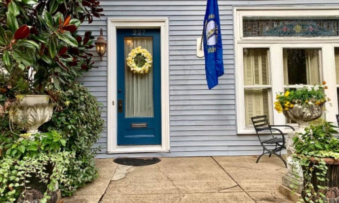 Shelby Park House | Fully Furnished Monthly Home Rental in Old Louisville