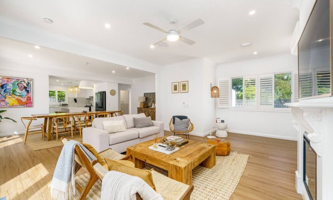 Narrabundah Apartment | Fully renovated and stylish home in Narrabundah
