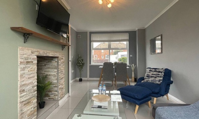 Durham Apartment | Fully Serviced Three Bed House in Durham