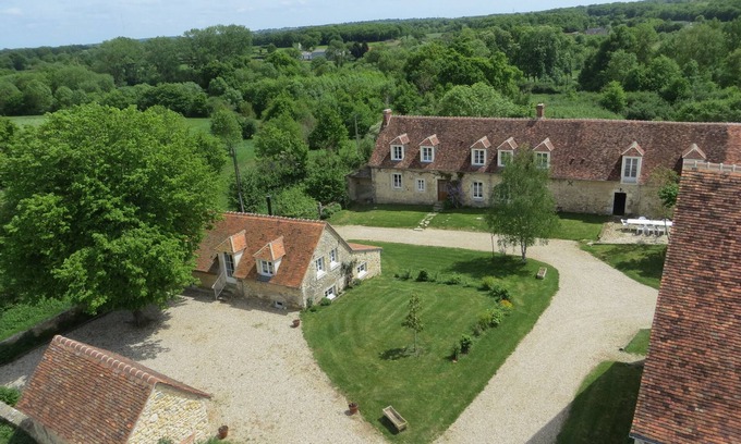 Bouesse Cottage | Fun activities whatever the weather, 2 games rooms, heated swimming pool