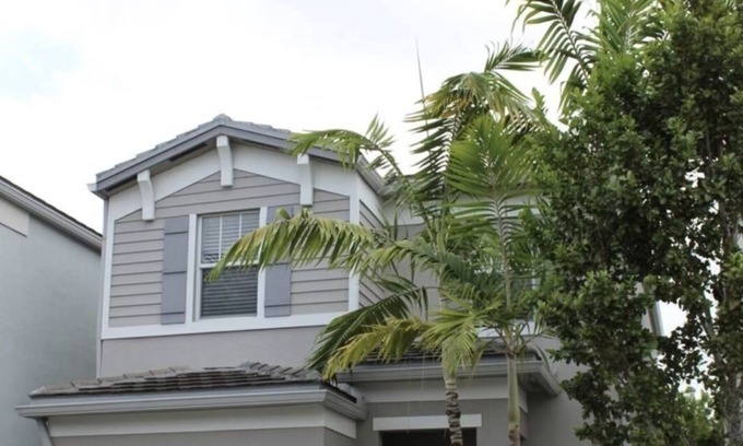 Tamarac House | Fun in the Sun Villa