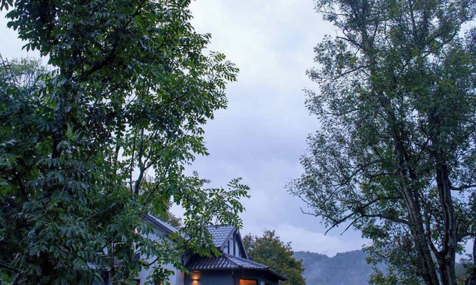 Sarajevo Canton House | Funky House