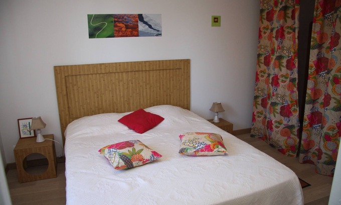 Saint-Gervais-la-Foret House | Furnished in a house with garden and private parking