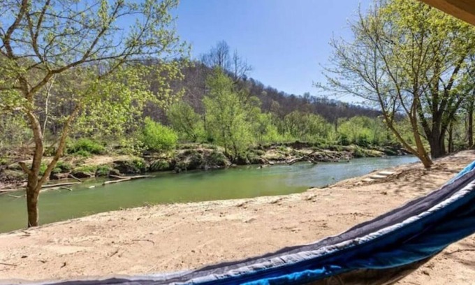 Stanton RV Rental | Furnished Glamping Tent/King Bed/Access to the Red River - Dancing Deer - #6