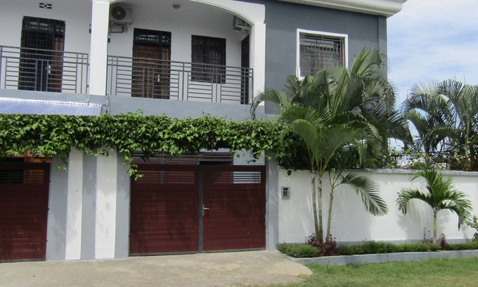 Pointe-Noire House | Furnished, spacious, bright contemporary house for rent. Pointe-Noire