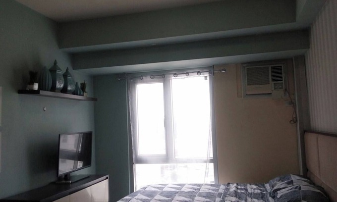 Bangkal Condo | Furnished Studio | 22.42 SQM
