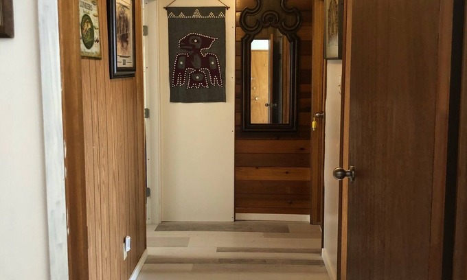 Gibsons House | Furnished whole house 5 bedrooms and 2.5 bathrooms for rent