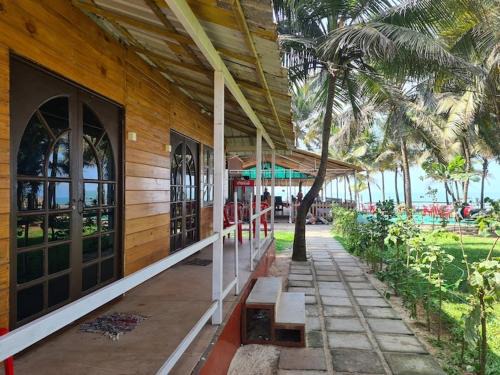 Sernabatim Hotel | Furtado Beach Cottages