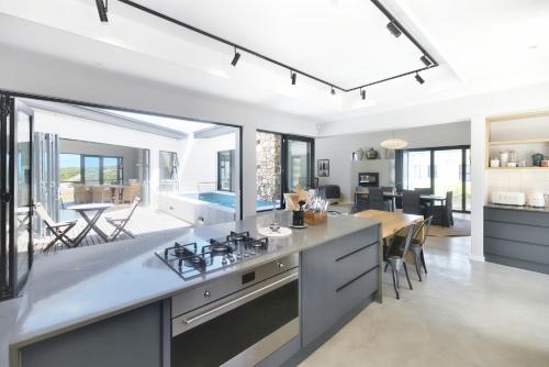 L'Agulhas Apartment | Fynbos Hill Luxury Accommodation