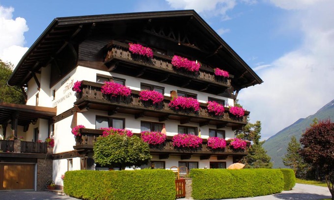 Imst Apartment | Gästehaus Friedl