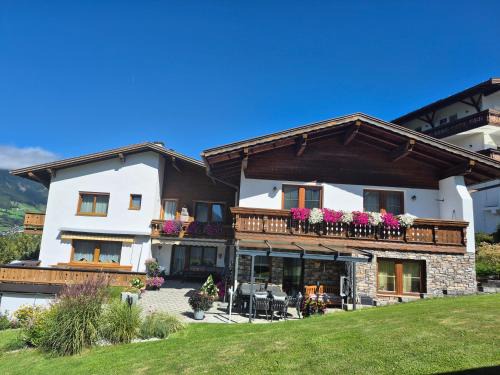 Jerzens House | Gästeheim Lederle