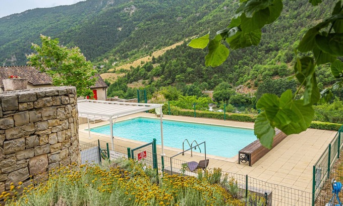Saint-Rome-de-Dolan Cottage | Gîte 4-6 pers. aux Vignes