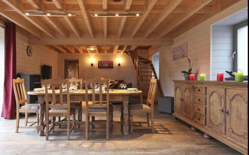 Hockai House | Gîte Aux Clochettes à 4km de Francorchamps