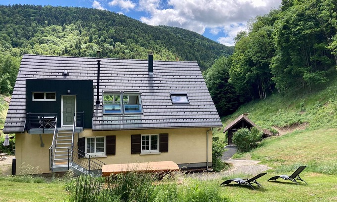 Rimbach-pres-Guebwiller Apartment | Gîte Carlivia - nature & well-being near Grand Ballon, ideal for relaxing