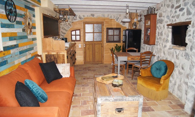 La Roche-des-Arnauds Apartment | Gîte de Charme Cocooning Avec Balnéo et Sauna au Cœur D'un Joli Petit Village !