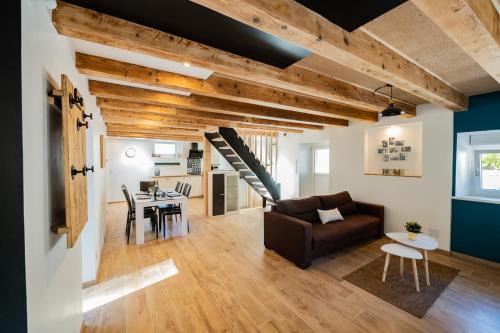 Rimbach-pres-Guebwiller House | Gîte de charme refait à neuf, à Rimbach en Alsace.