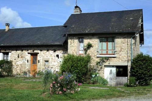 Soudaine-Lavinadiere Apartment | Gîte de France à Soudaine-Lavinadière 3 épis - Gîte de France 5 personnes MAE-9954