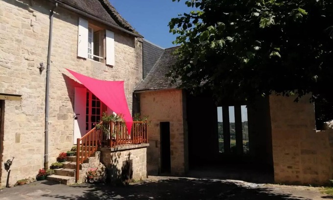 Saint-Robert Villa | Gîte de France The little hummingbird 2 ears - Gîte de France 4 people
