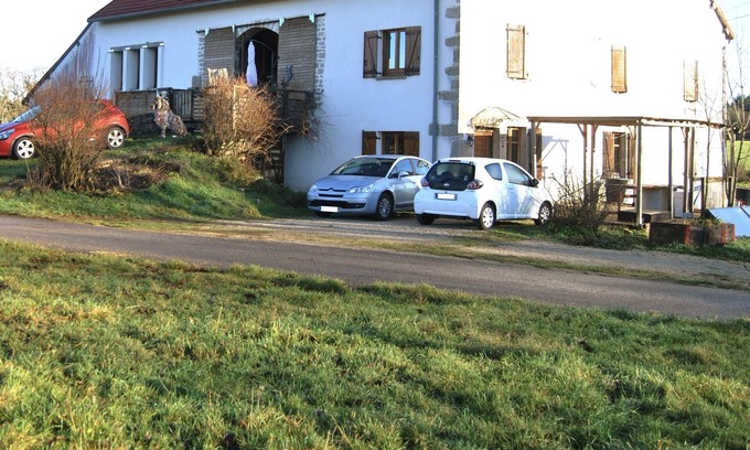 Bouclans Apartment | Gîte de l'Echappée Bêêêle