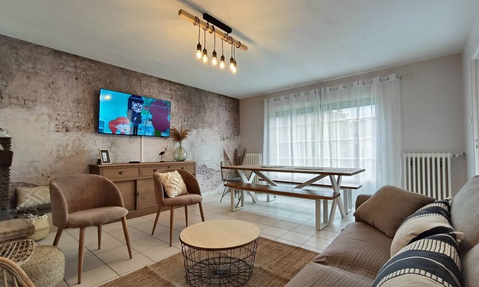 Thesee House | Gîte du Petit Ruisseau , 6,5km du zoo