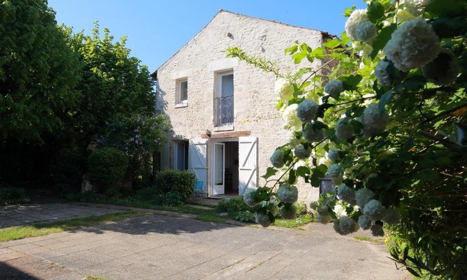 Latille Apartment | Gîte La Loge des Fées