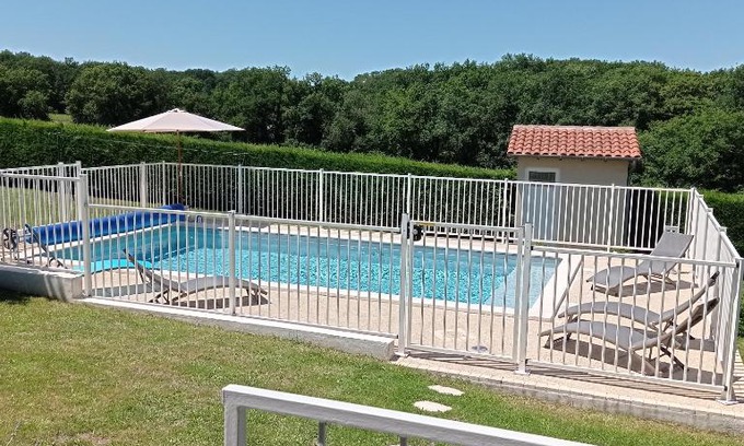 Eyzerac Apartment | Gîte les Grésilles