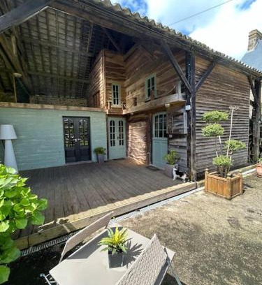 Saint-Ellier-du-Maine Apartment | Gîte - Saint-Ellier-Du-Maine
