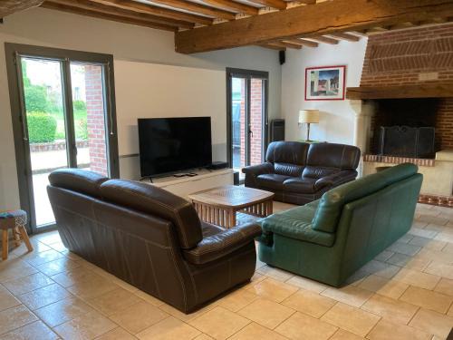 Ganzeville House | Gîte SoleilMapou 12 personnes en Normandie près de Fécamp et Etretat, idéal grandes tribus, Zéro six soixante dix huit soixante treize trente six quatre vingt onze SoleilMapou large family house near Etretat 12 guests and 2 baby beds
