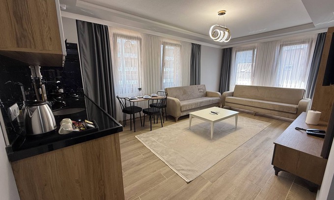 Surmene Apartment | Güven Palace Suites