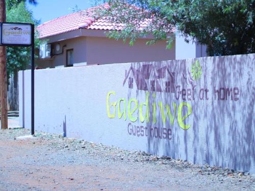 Taung Station House | Gaediwe Guesthouse