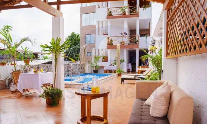 Bahia de la Academia Condo | Galapagos and Beyond