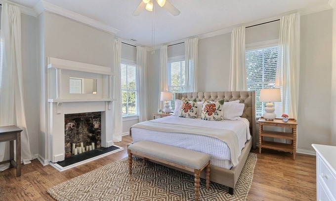Beach Institute House | Gallery Stays - Parkside Estate