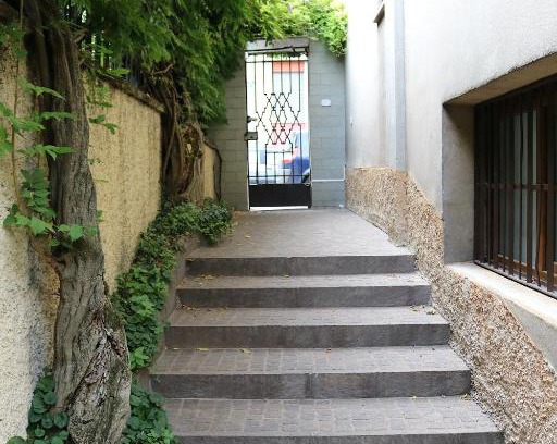 Milan House | Gambara GuestS House