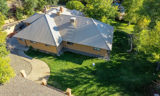 Craig Villa | Game Room, Media Room & Pool: Luxe Villa in Craig!