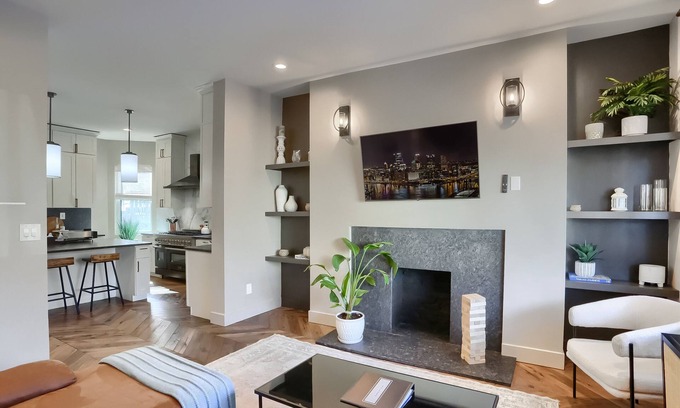 Brighton Heights House | Gameroom, Gym + 2 King Suites Book Your Stay!