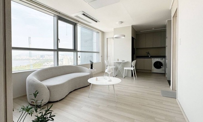 Cheongdam Apartment | Gangnam Han River View 1bedroom+1living room