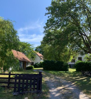 Klintehamn House | Gannarve Gård