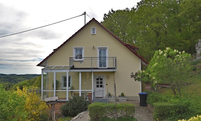 Goessweinstein Apartment | Garden Apartment, GoBweinstein
