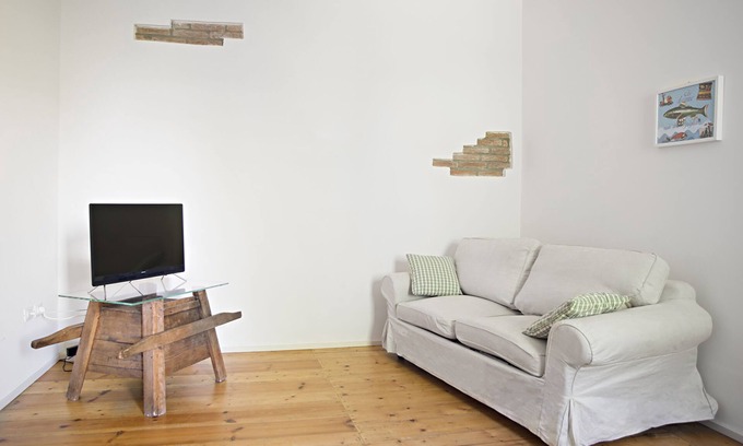 Nogarole Rocca House | Garden apartment with swimming pool