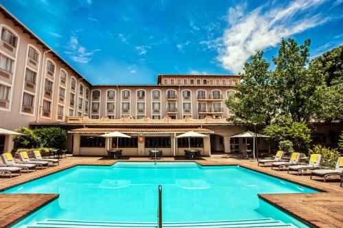 Isando Hotel | Garden Court OR Tambo International Airport