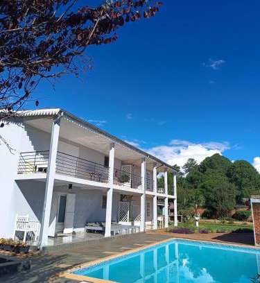 Vakinankaratra Apartment | GARDEN HOLiDAY
