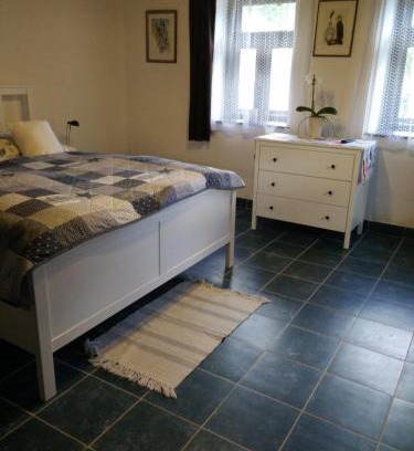 Bukkszek Apartment | Garden House Vendégház