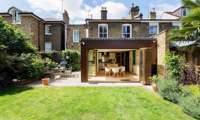 Stockwell House | Garden Living, by Veeve