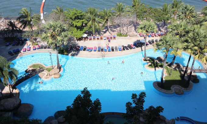 North Pattaya Resort | Garden Sea View Resort