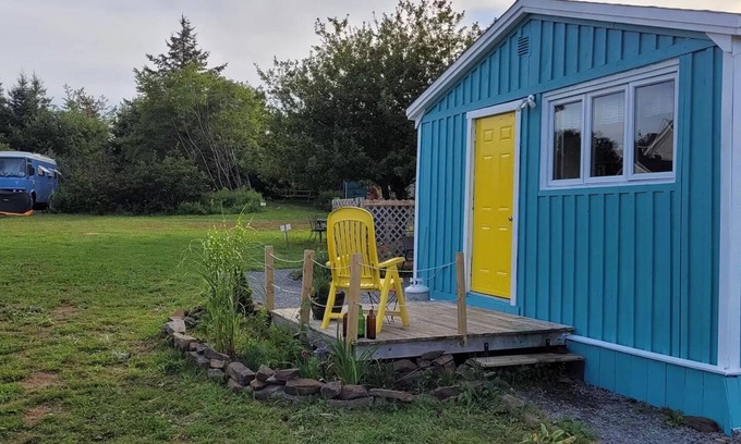 Feltzen South Cabin | Garden Shed Camp @ Off the Beaten Trail